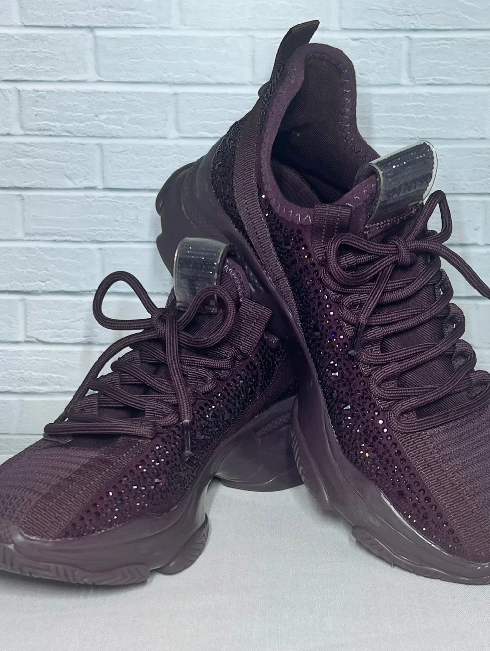 Steve Madden Maxima Burgundy Rhinestone Sneakers Size 8